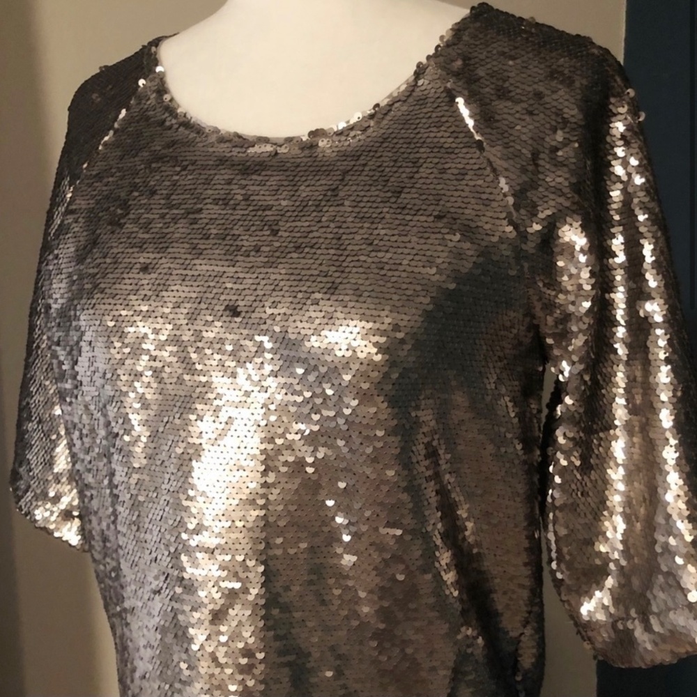 NWT Skies Are Blue gold sequin top - Picture 3 of 9